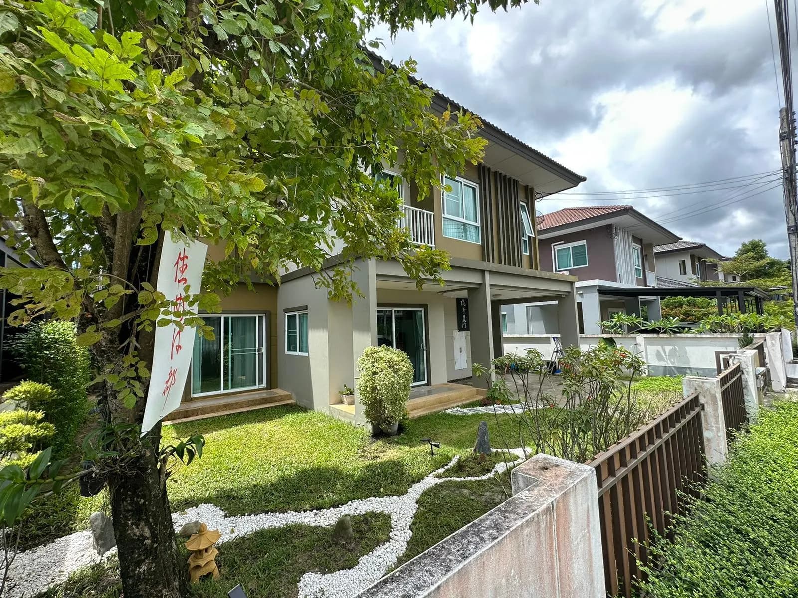 Дом с 4 спальнями, Saransiri, в аренду