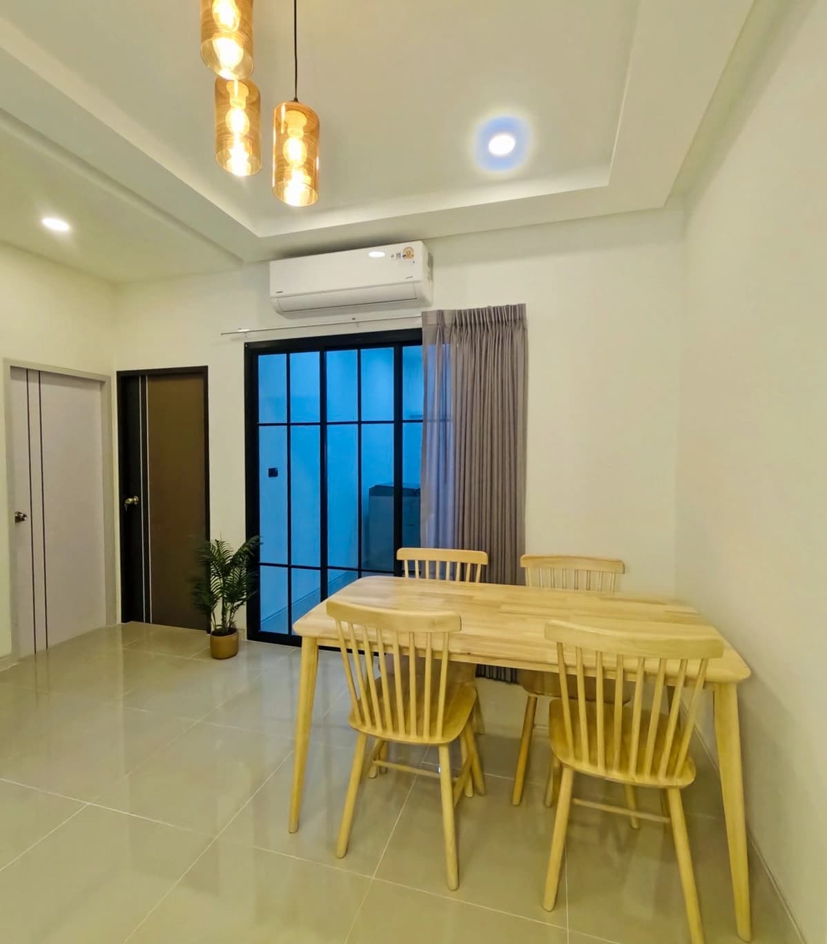 บ้าน 3 ห้องนอน ให้เช่า Chok Thip Villa - photo 4