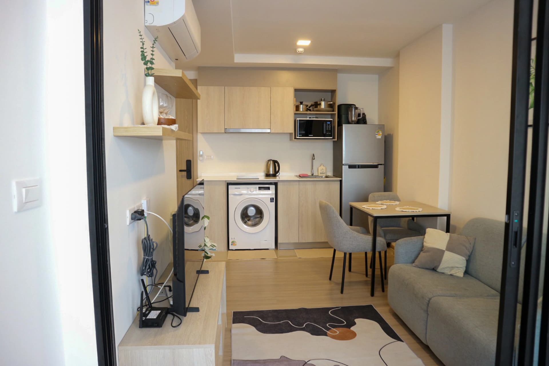 1 Bed Condo, The Base Bukit for rent - photo 4