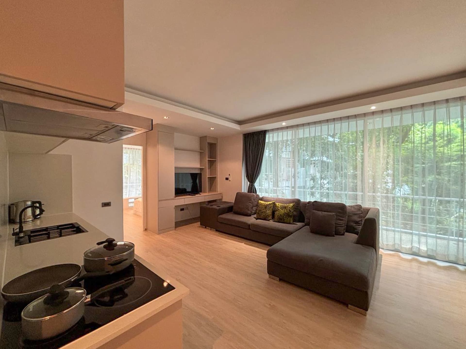 Appartement 2 chambres à louer, The Trees Residence - photo 2