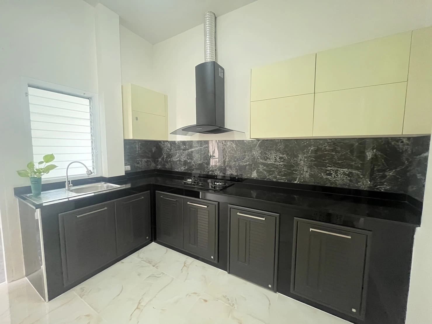 บ้าน 3 ห้องนอน ให้เช่า Phuket Villa Chaofah - photo 3