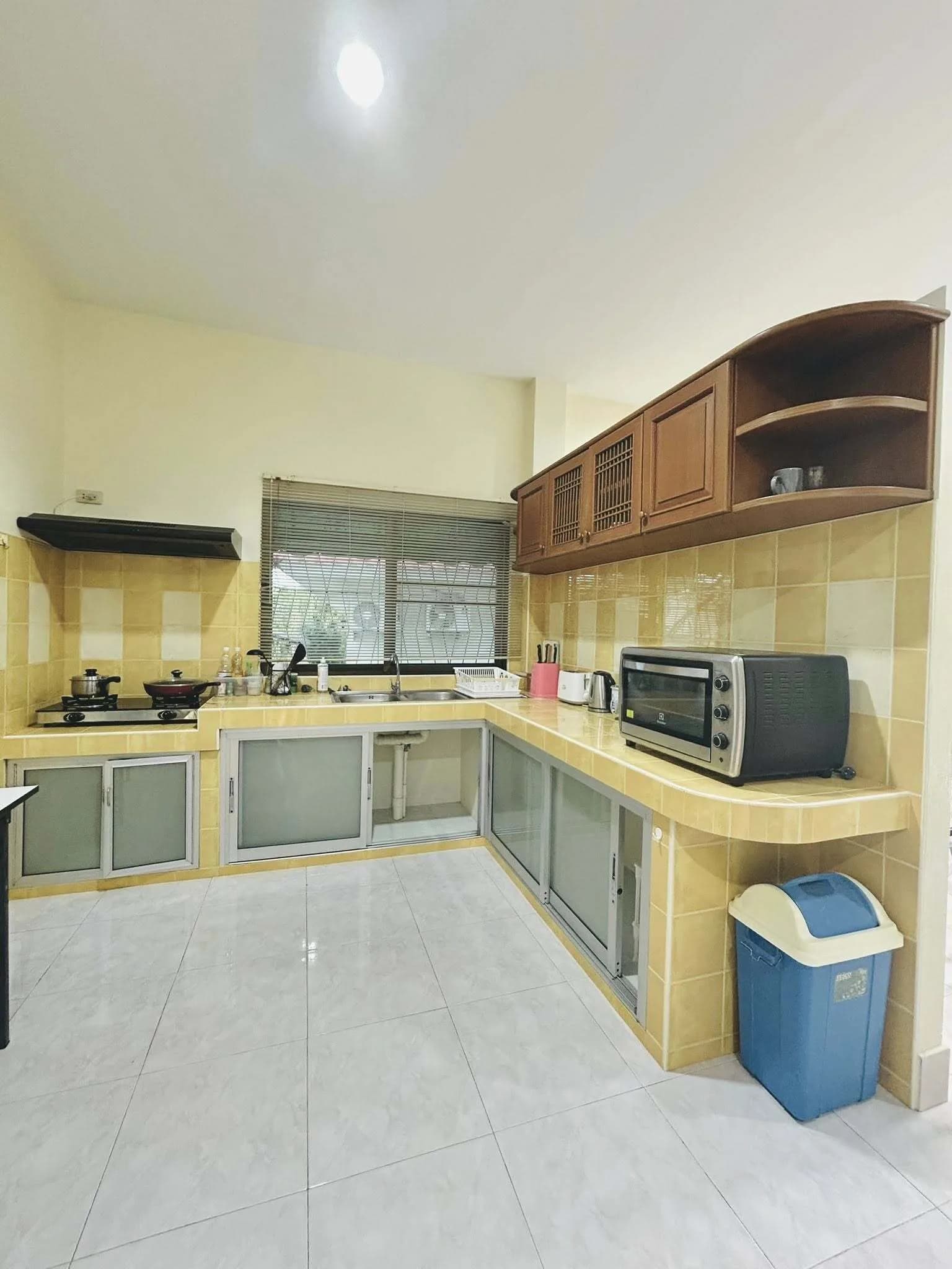 บ้าน 3 ห้องนอน ให้เช่า - photo 3