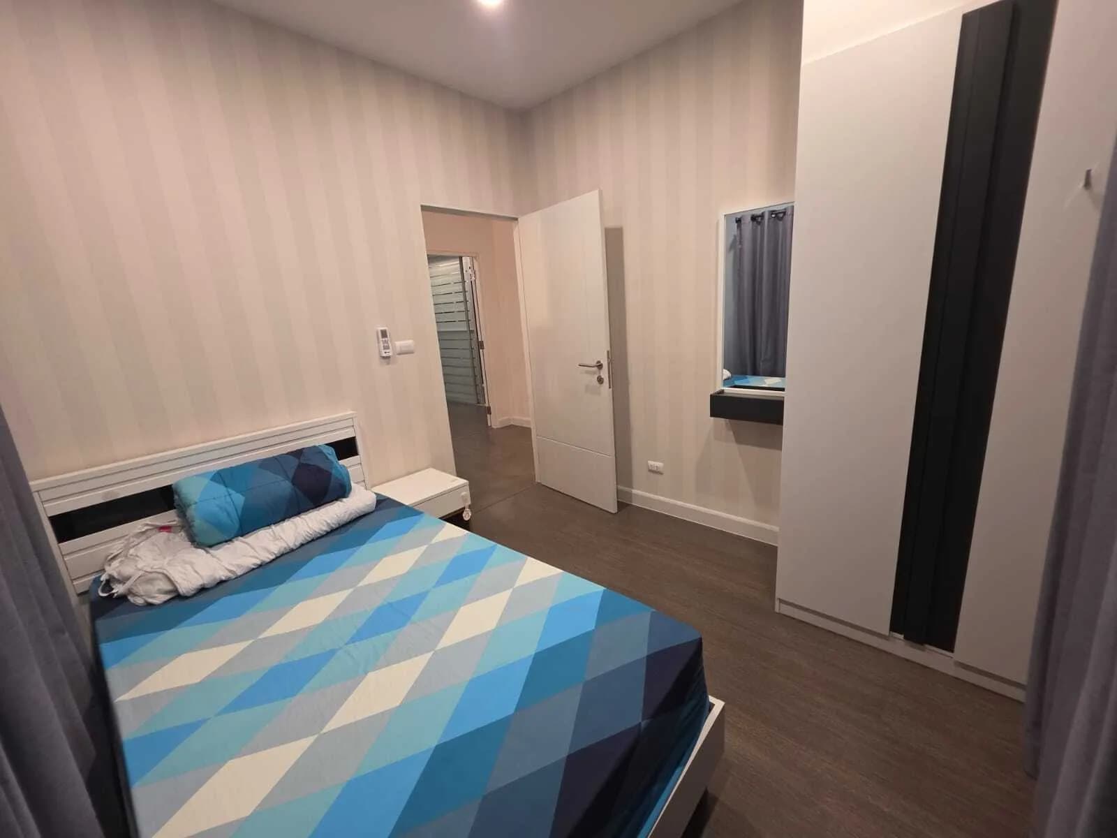 บ้าน 4 ห้องนอน Saransiri ให้เช่า - photo 2