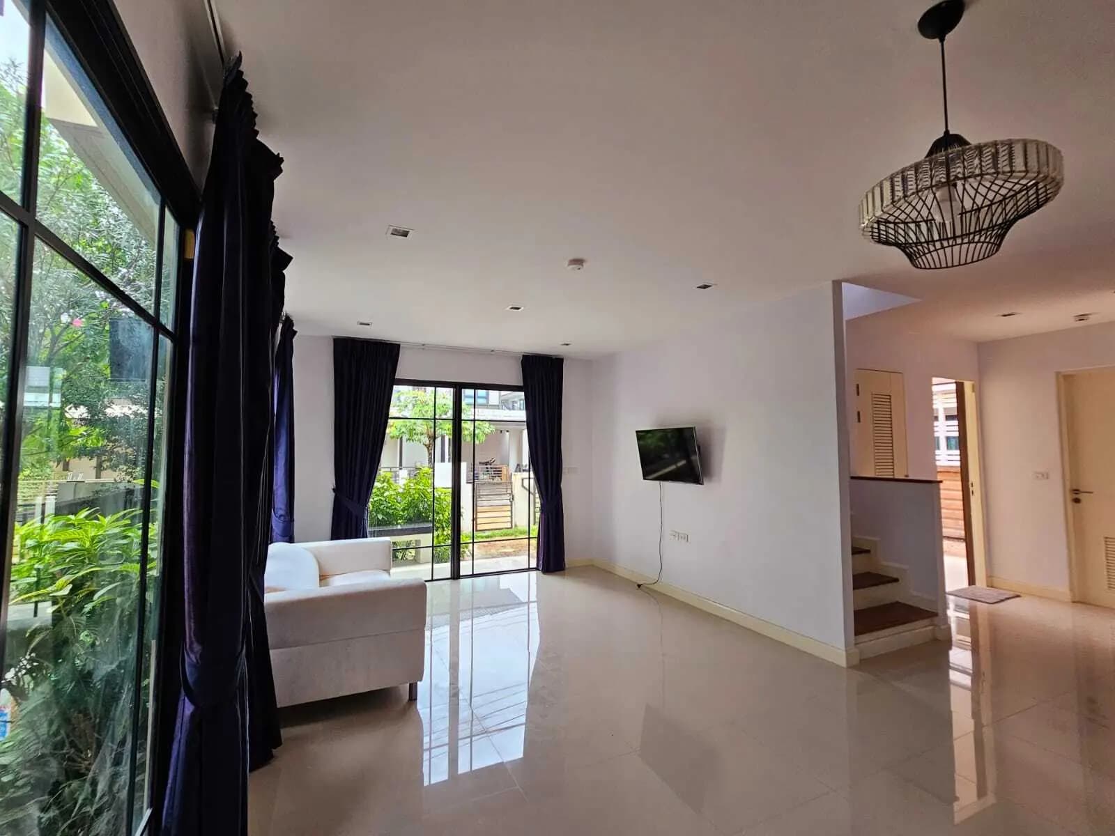 Maison 3 chambres, Burasiri à louer - photo 3