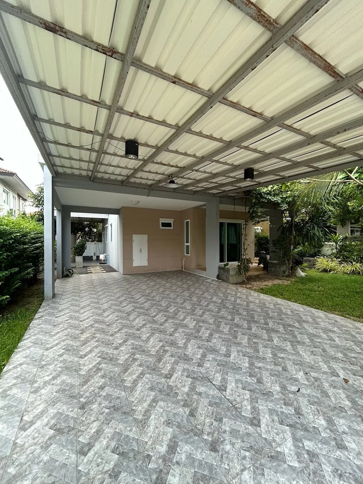 บ้าน 4 ห้องนอน Saransiri ให้เช่า - photo 3