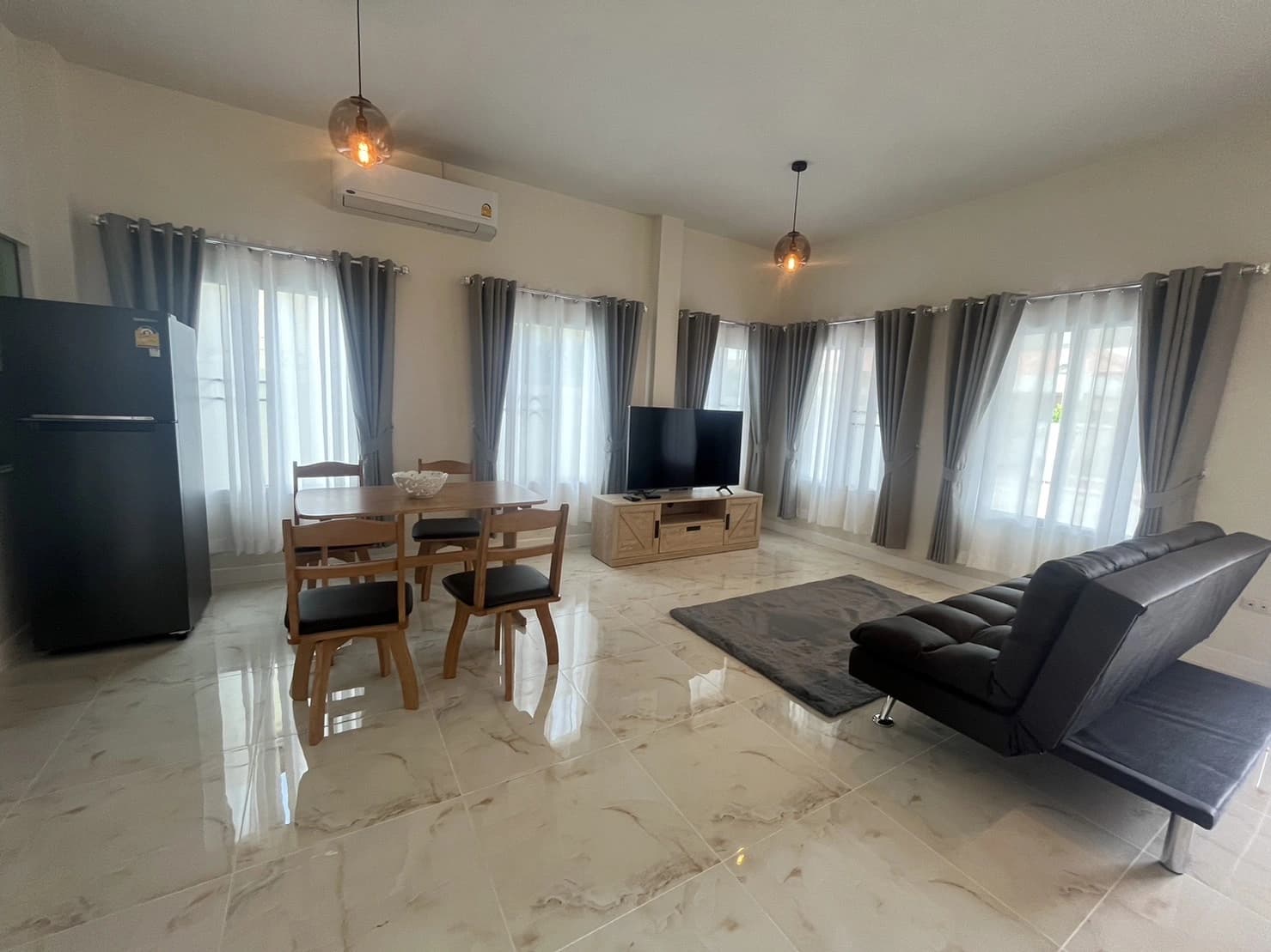 บ้าน 3 ห้องนอน ให้เช่า Phuket Villa Chaofah - photo 2