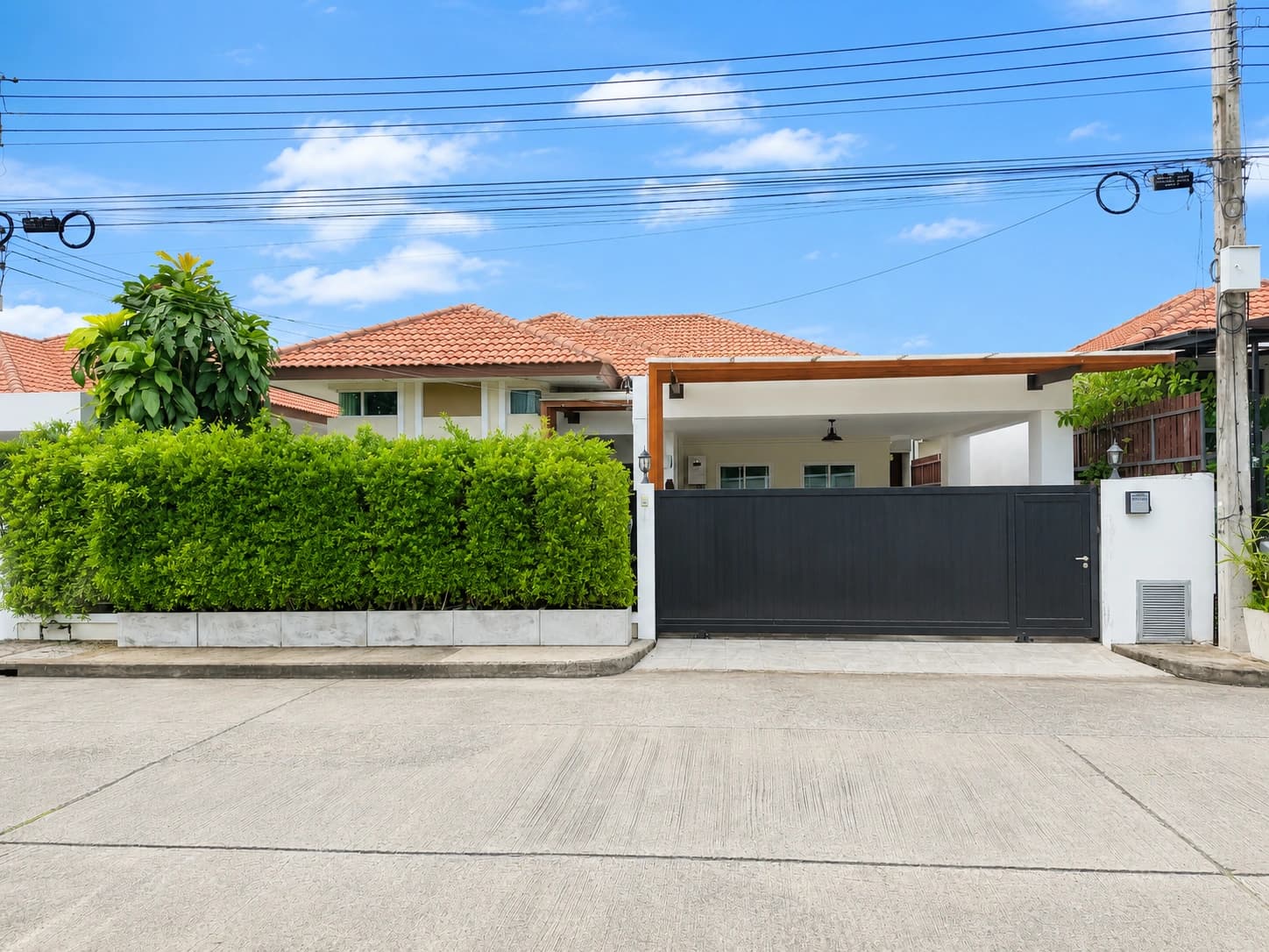Phuket Villa Chaofah 3卧住宅出租