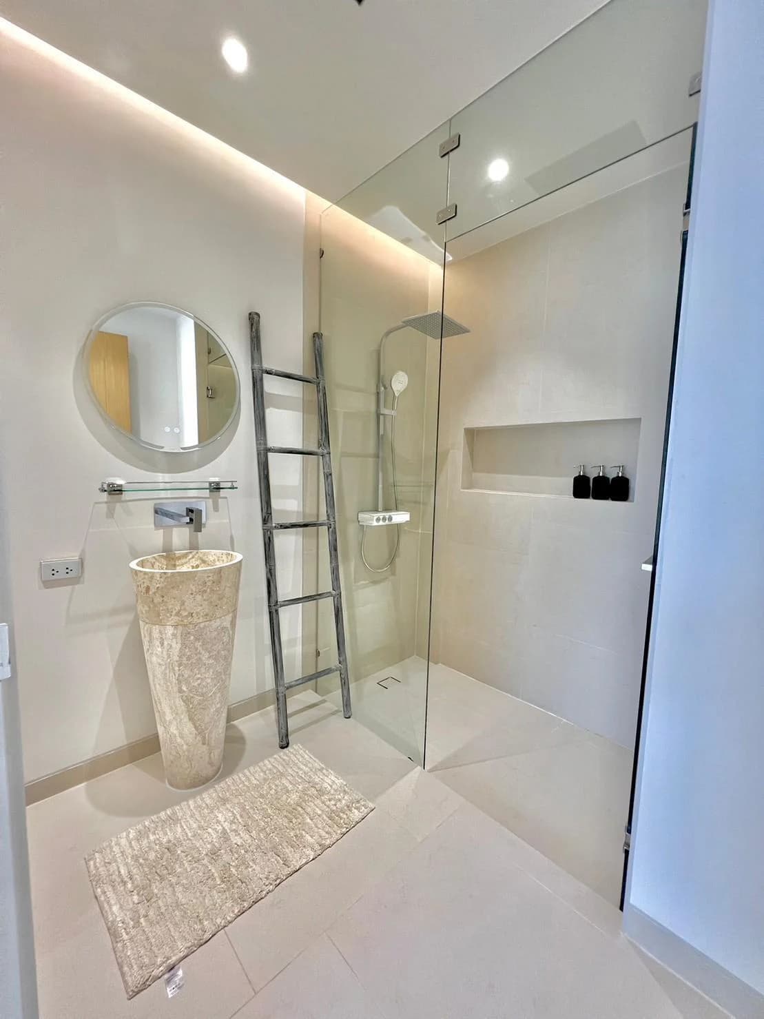 วิลล่า 3 ห้องนอน ให้เช่า LuxPride by Wallaya Villas - photo 4