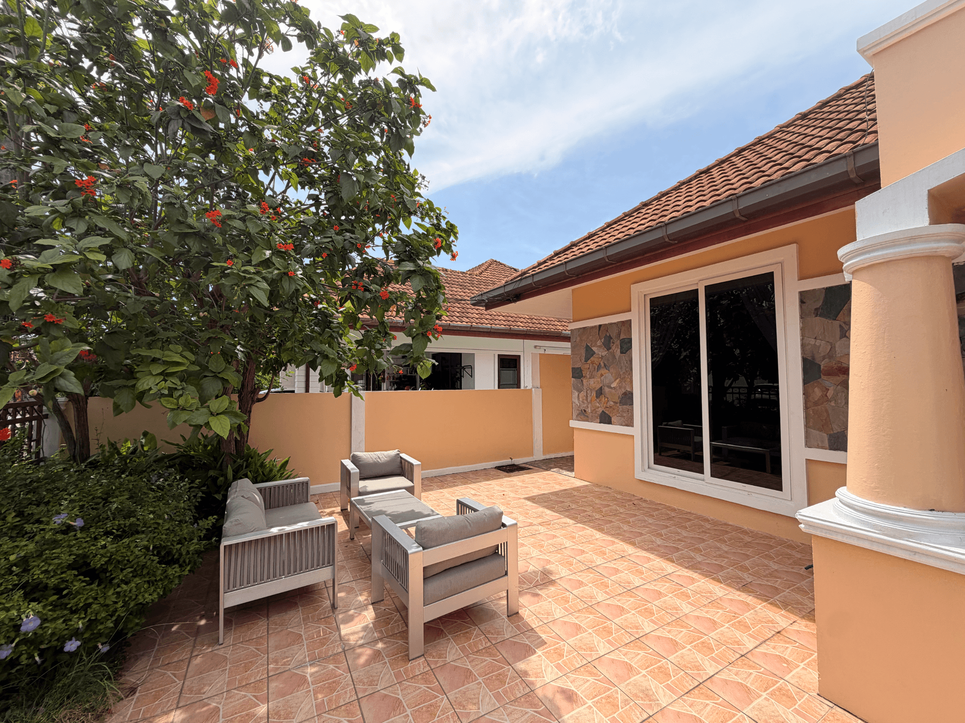Villa 4 chambres avec piscine à louer - photo 4