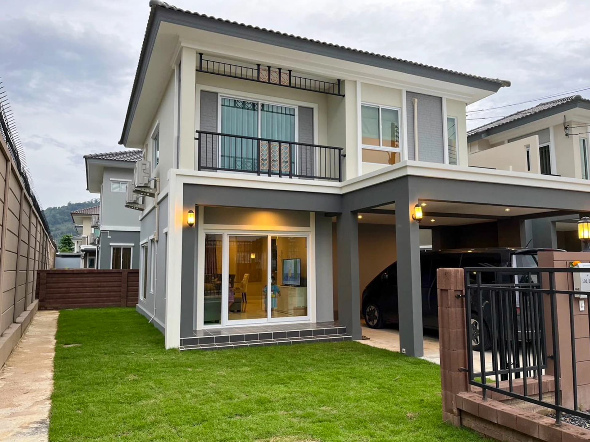 บ้าน 3 ห้องนอน Passorn Koh Kaew ให้เช่า
