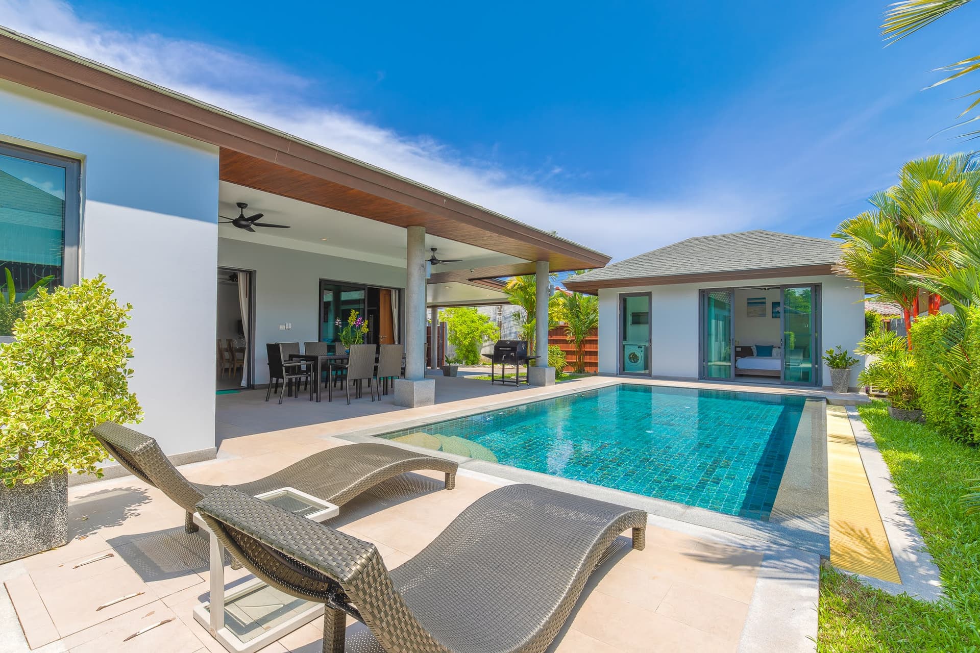 The S Villas