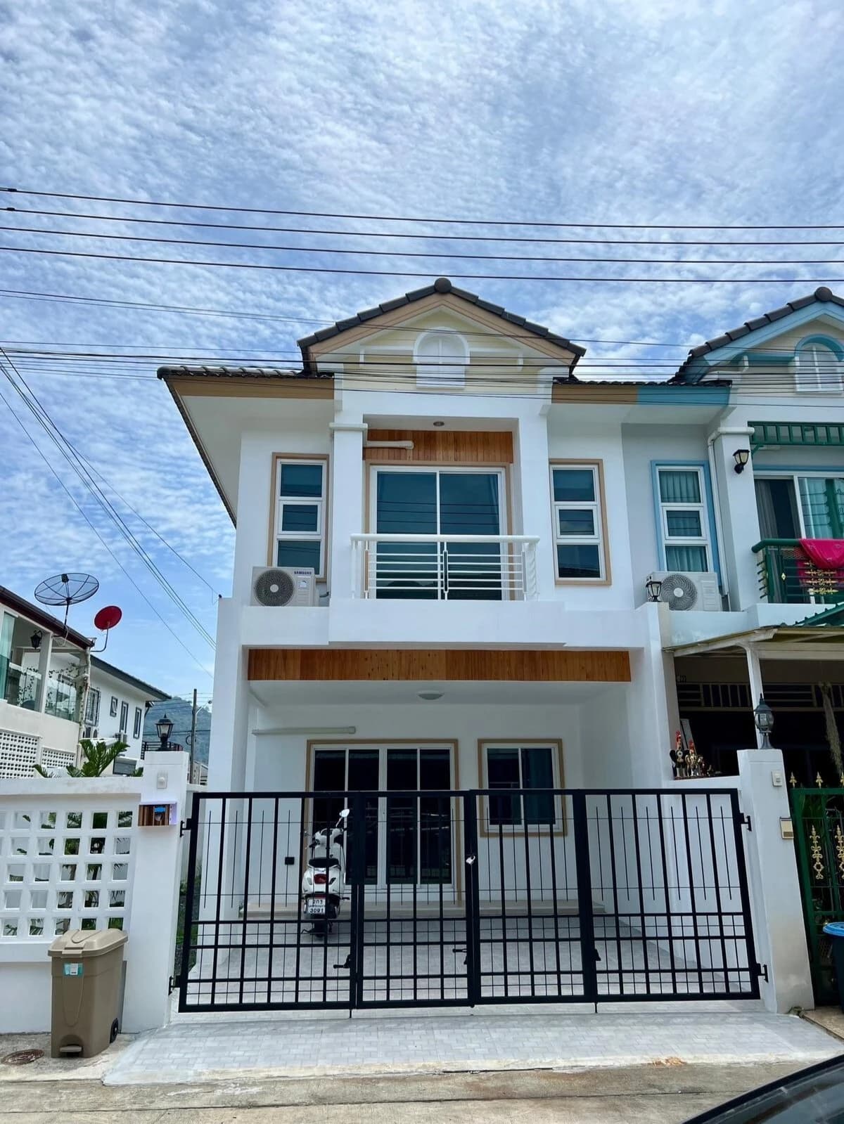 บ้าน 3 ห้องนอน ย่านกะทู้ ให้เช่า