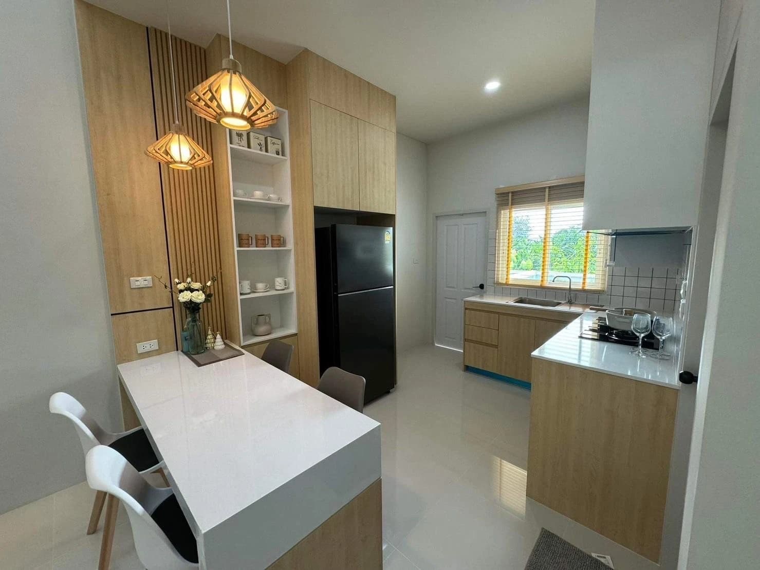 บ้าน 2 ห้องนอน ให้เช่า Modern Life Si Sunthon - photo 2