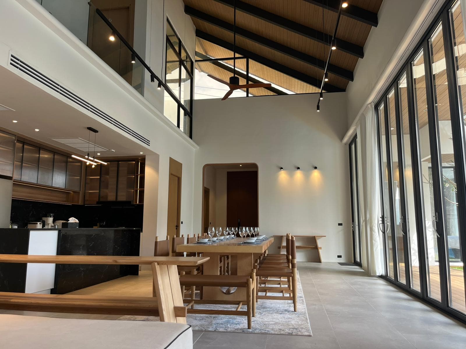 Вилла с 5 спальнями, Praia Residence, в аренду - photo 2