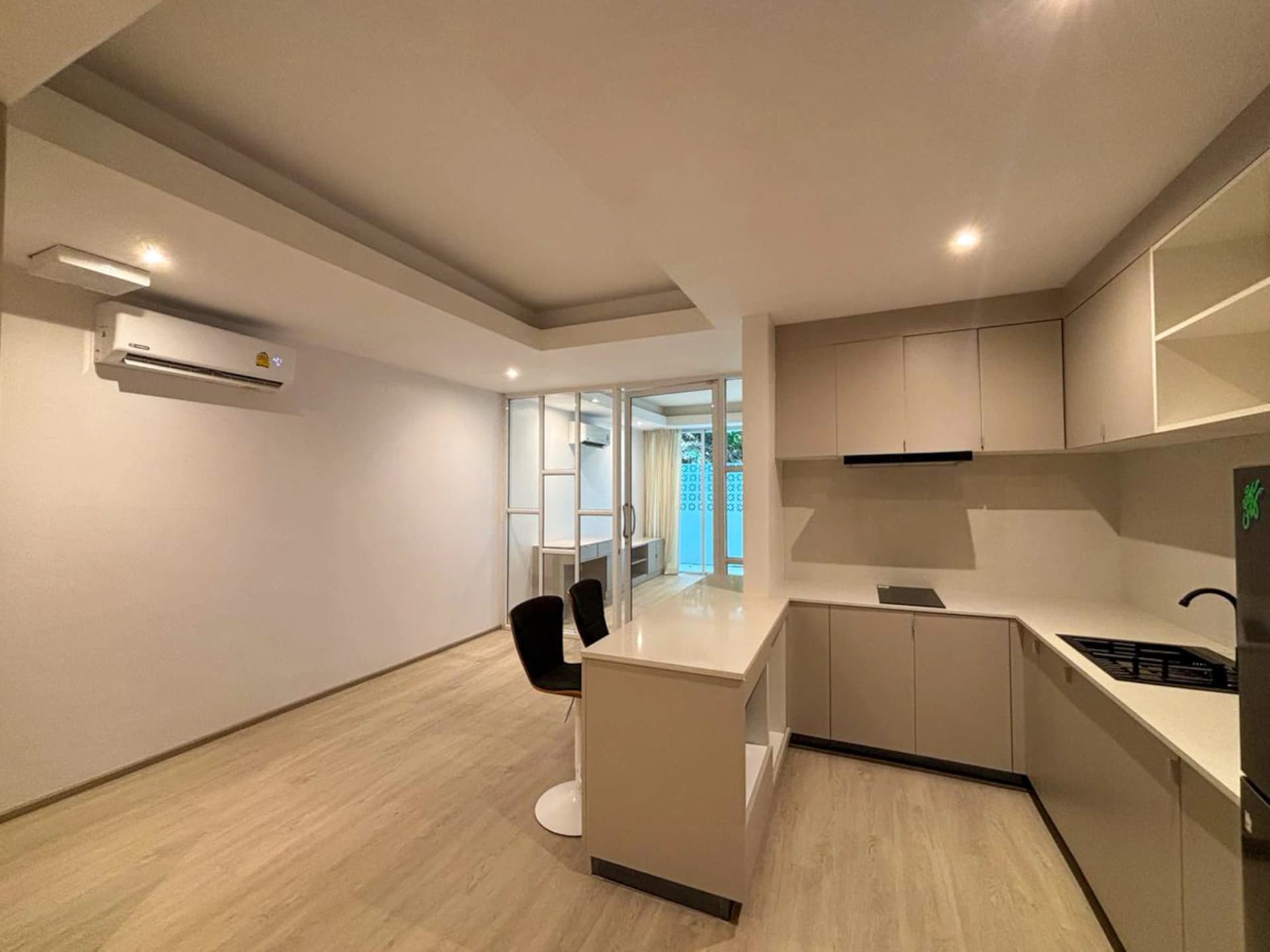 Апартаменты-студия в аренду, The Trees Residence - photo 2