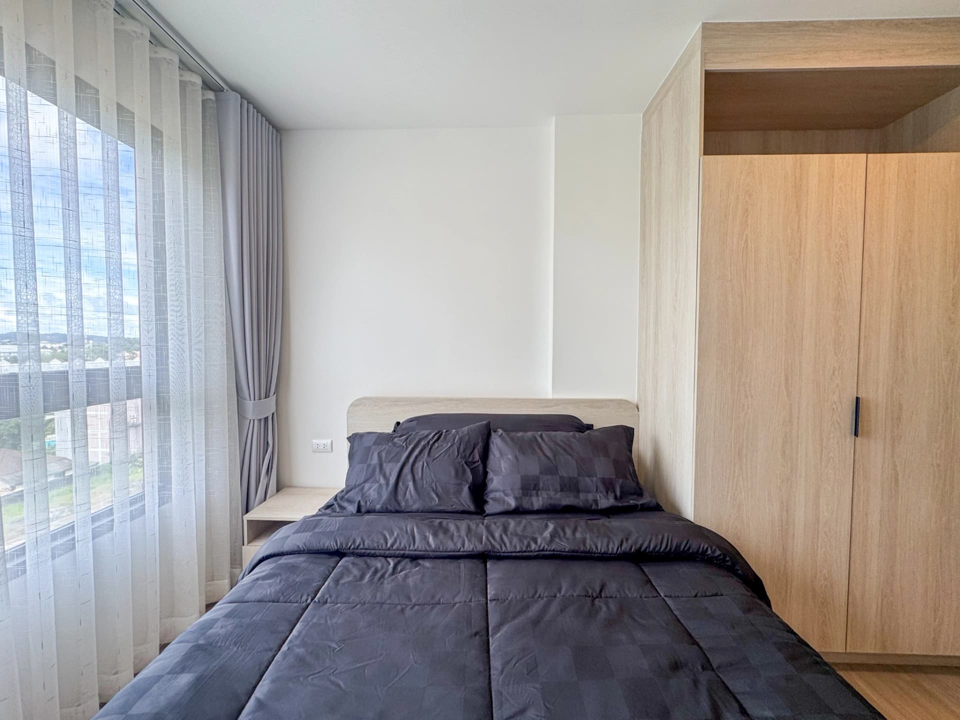 1 Bed Condo, The Base Bukit for rent - photo 5