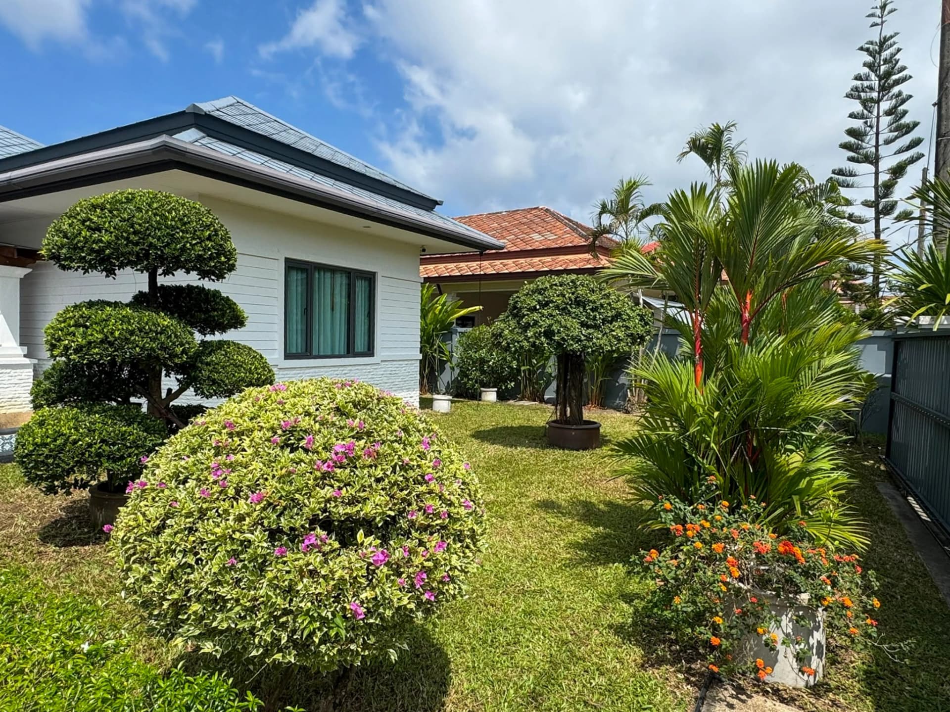 2 bedroom house for rent Permsap Villa