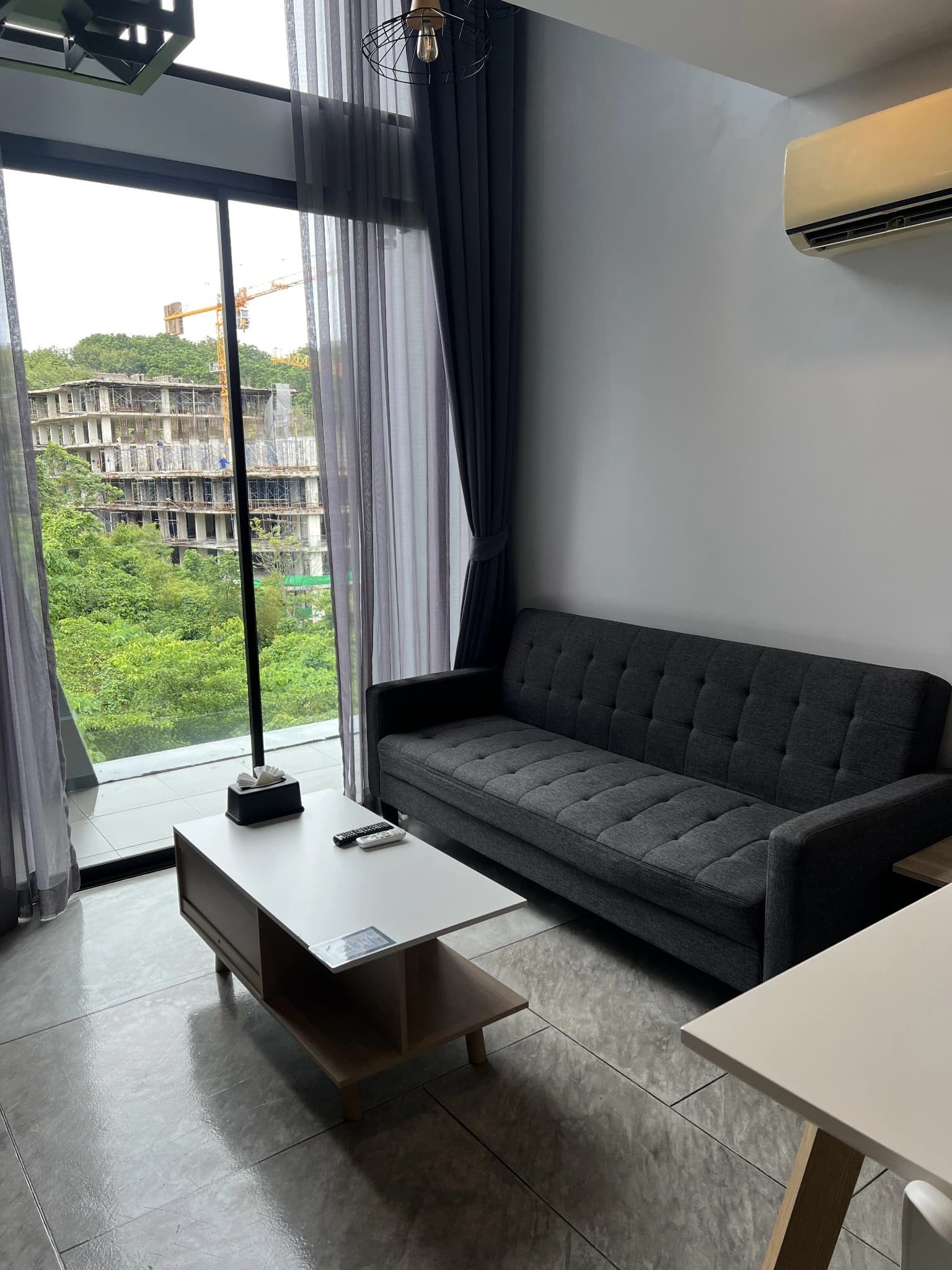 คอนโด 1 ห้องนอน Utopia Loft ให้เช่า