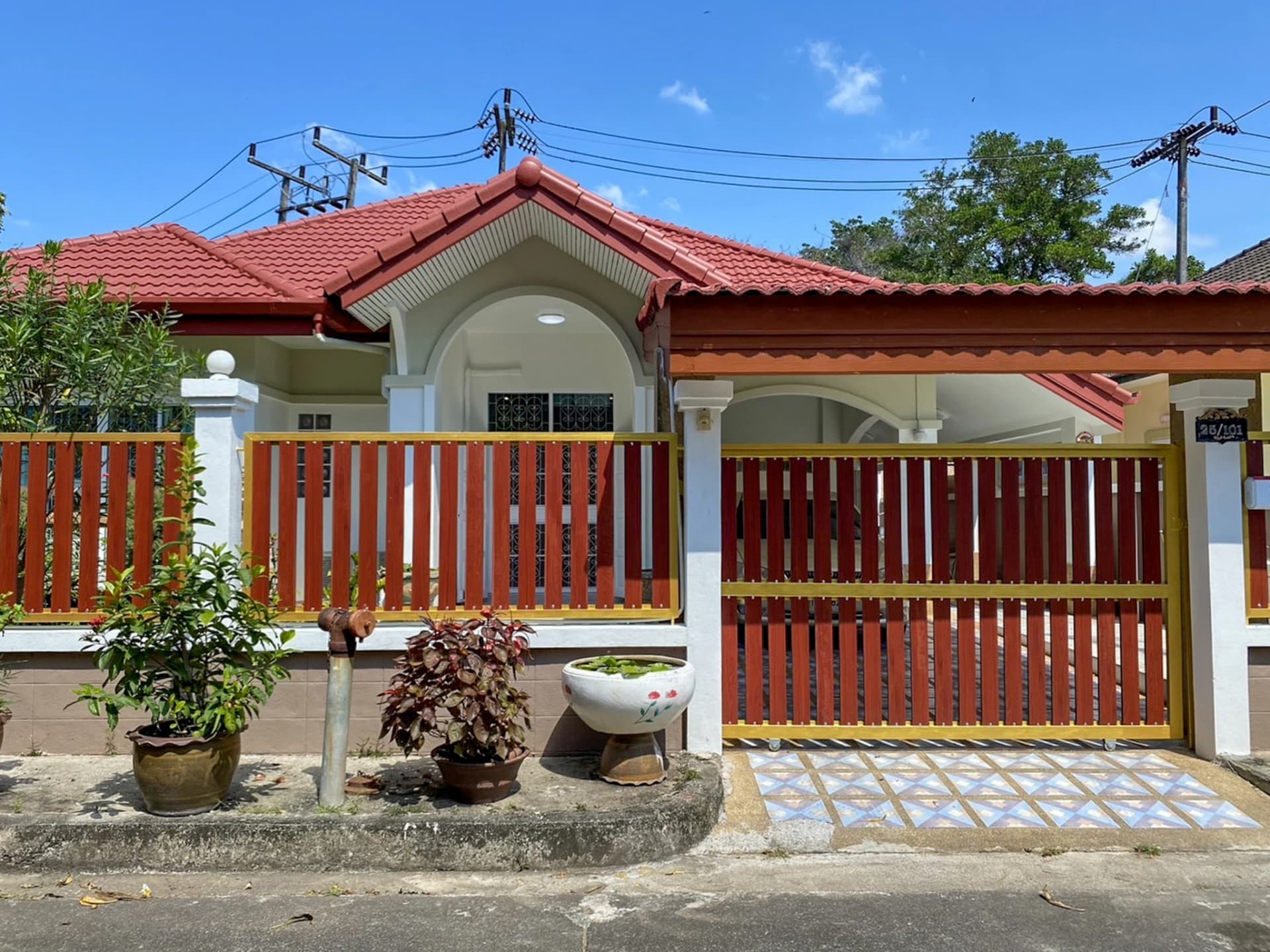 Phuket Villa California