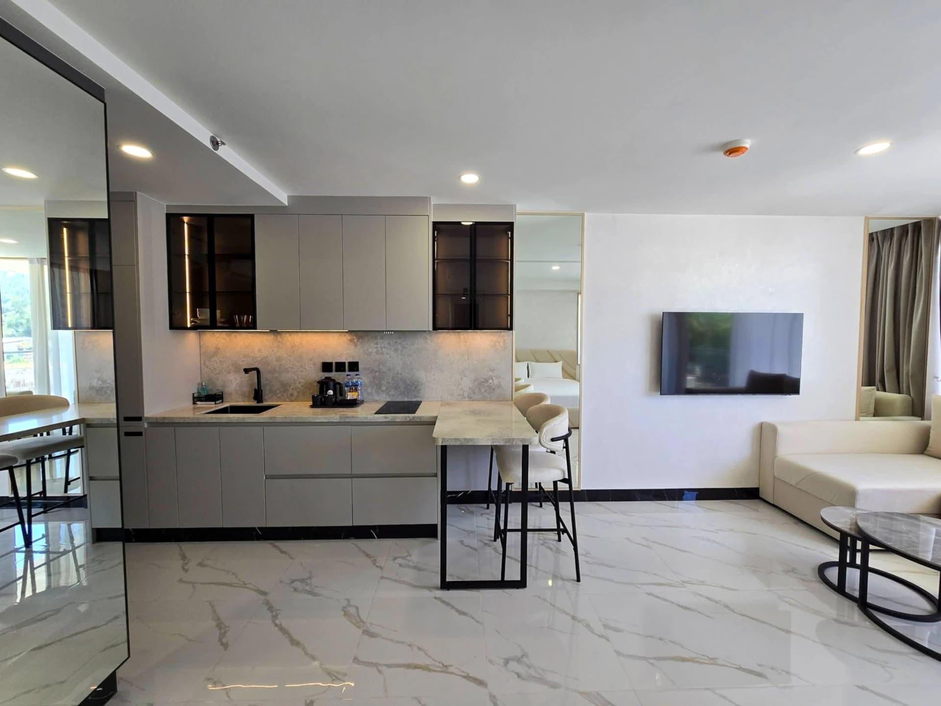 Atrium Andaman City 公寓式单间出租