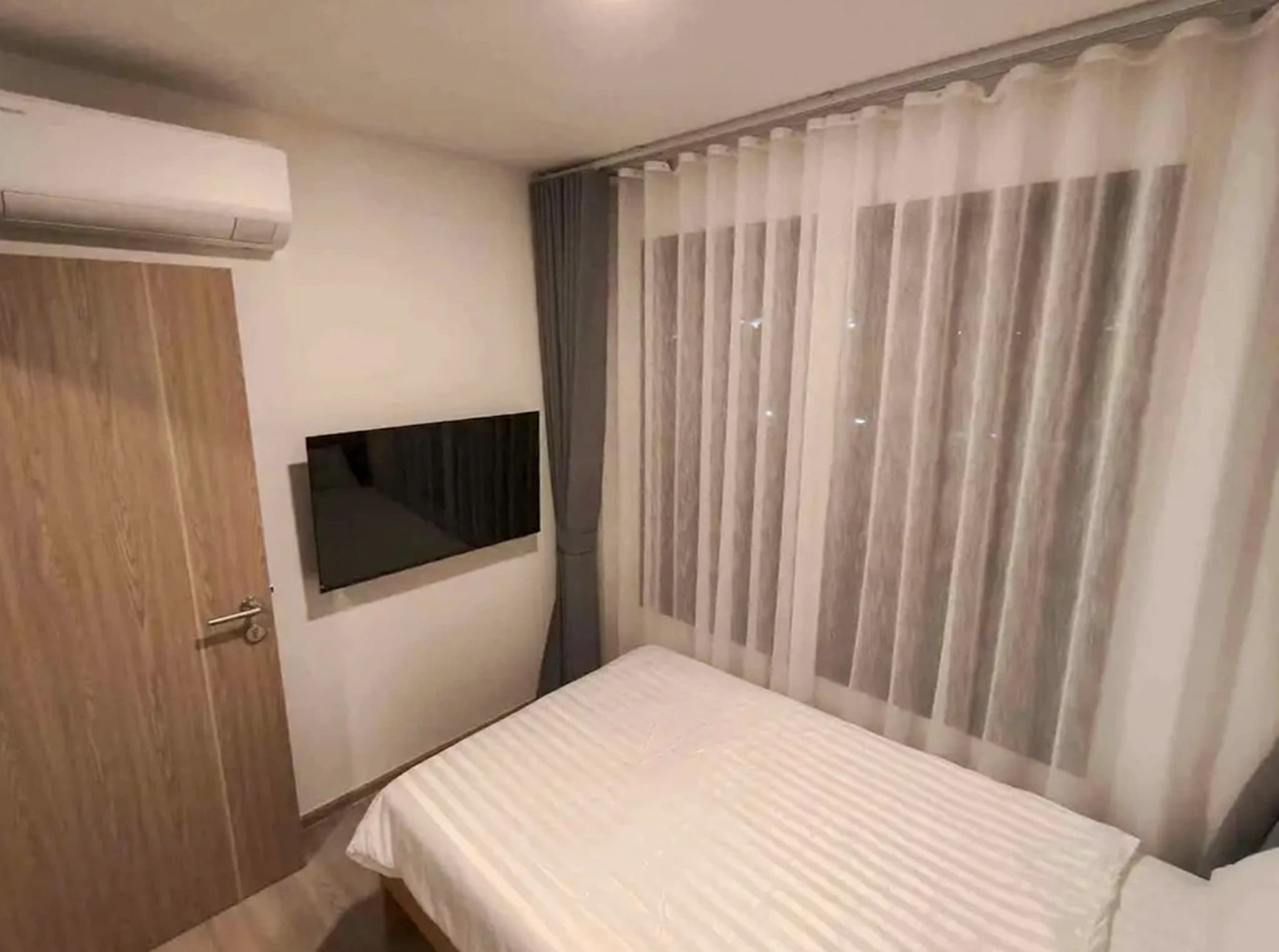 2 bedroom condo for rent THE BASE Bukit - photo 2