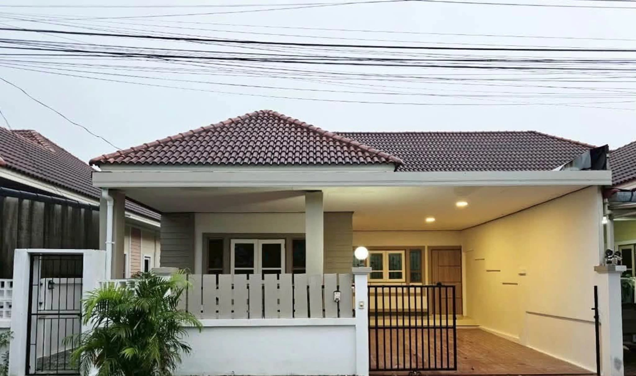 2 bedroom townhouse for rent Chao Fah Garden Home - photo 2