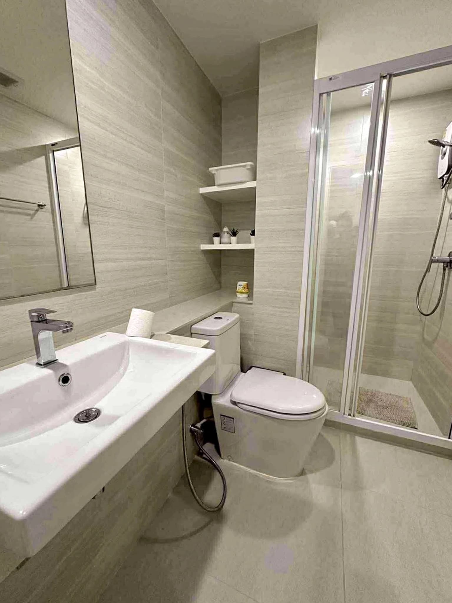 1 bedroom condo for rent Phyll Central - photo 4