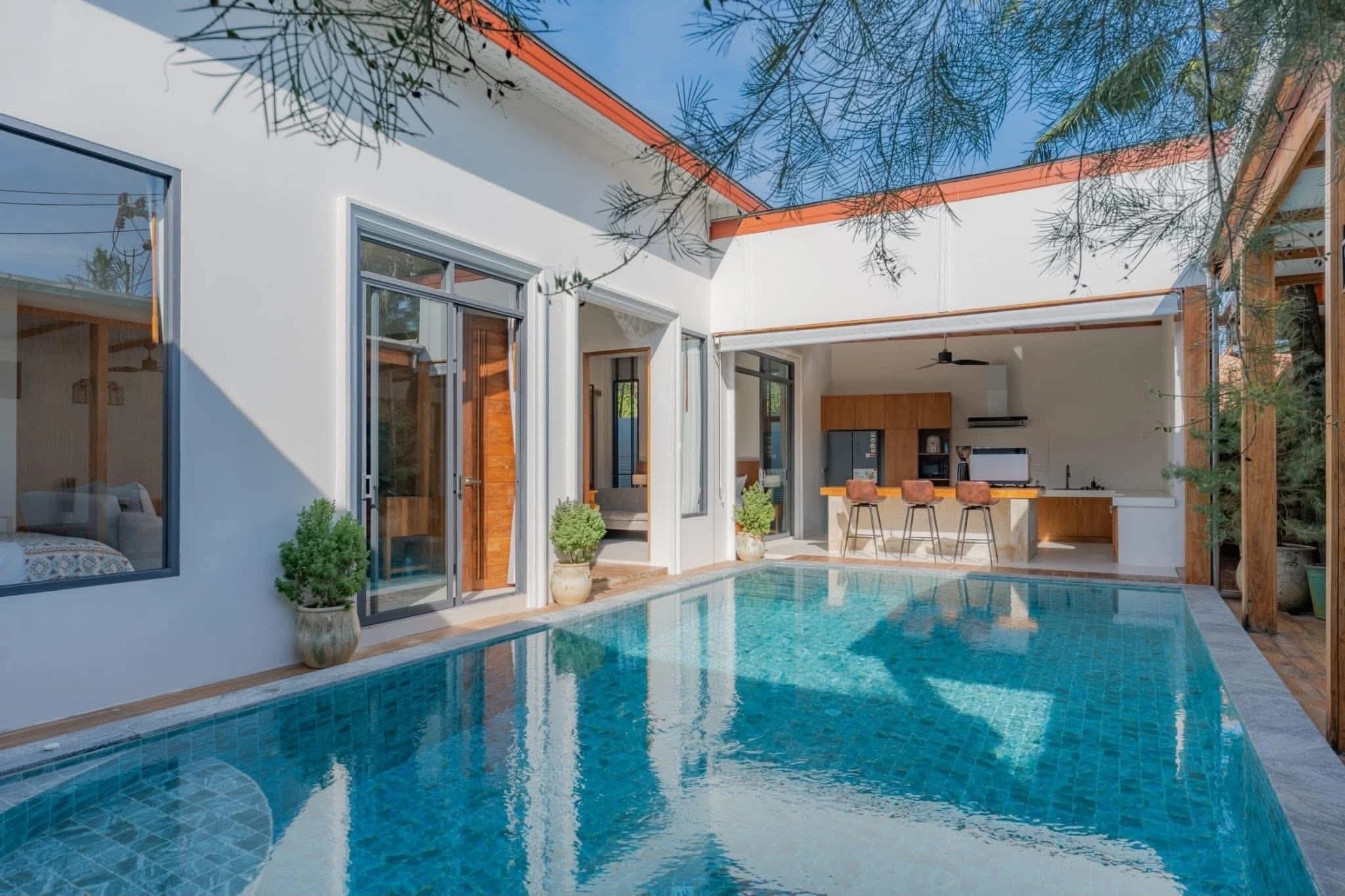 6 bedroom villa for rent - - photo 2