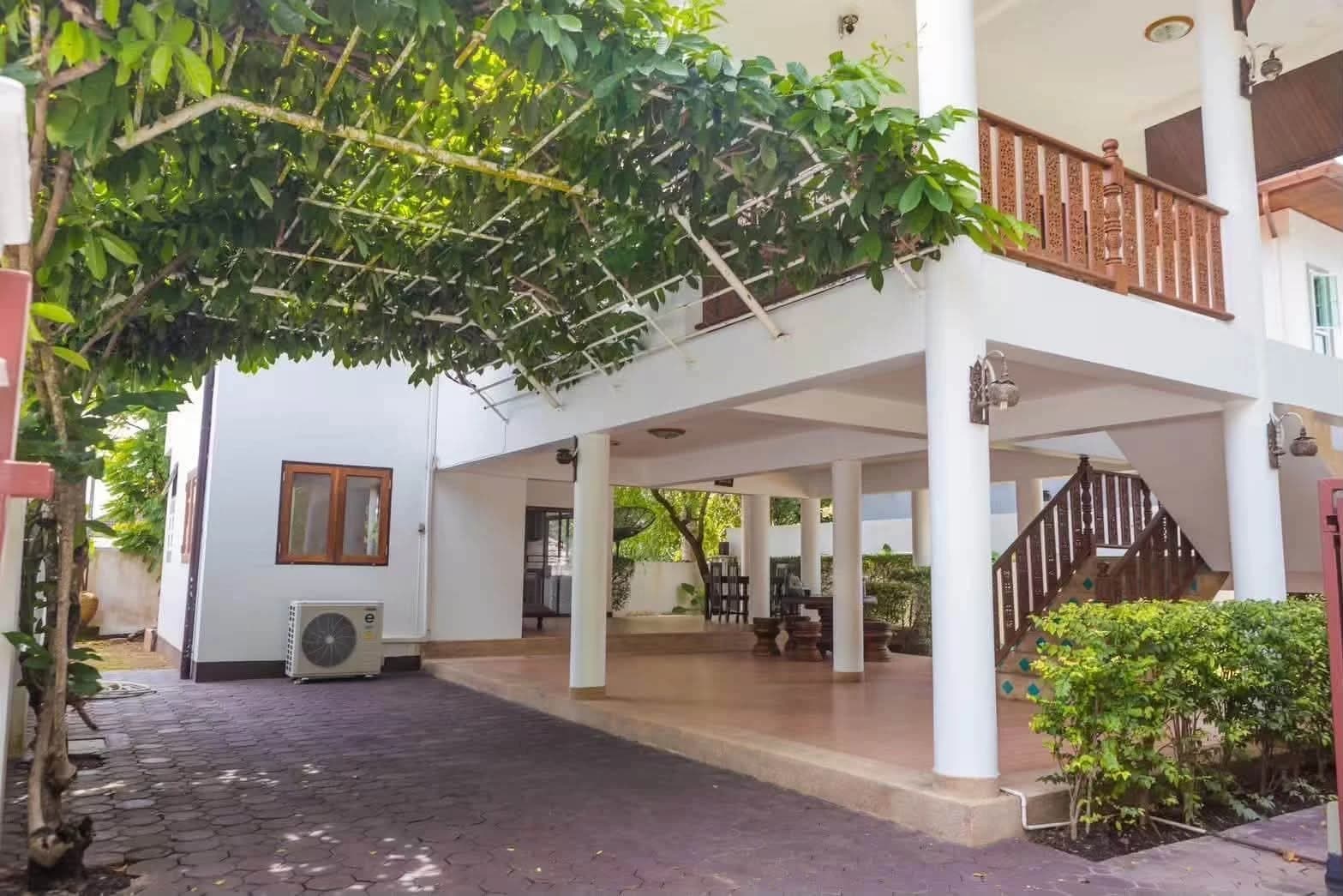 3 bedroom house for rent Baan Maneekram-Jomthong Thani - photo 4