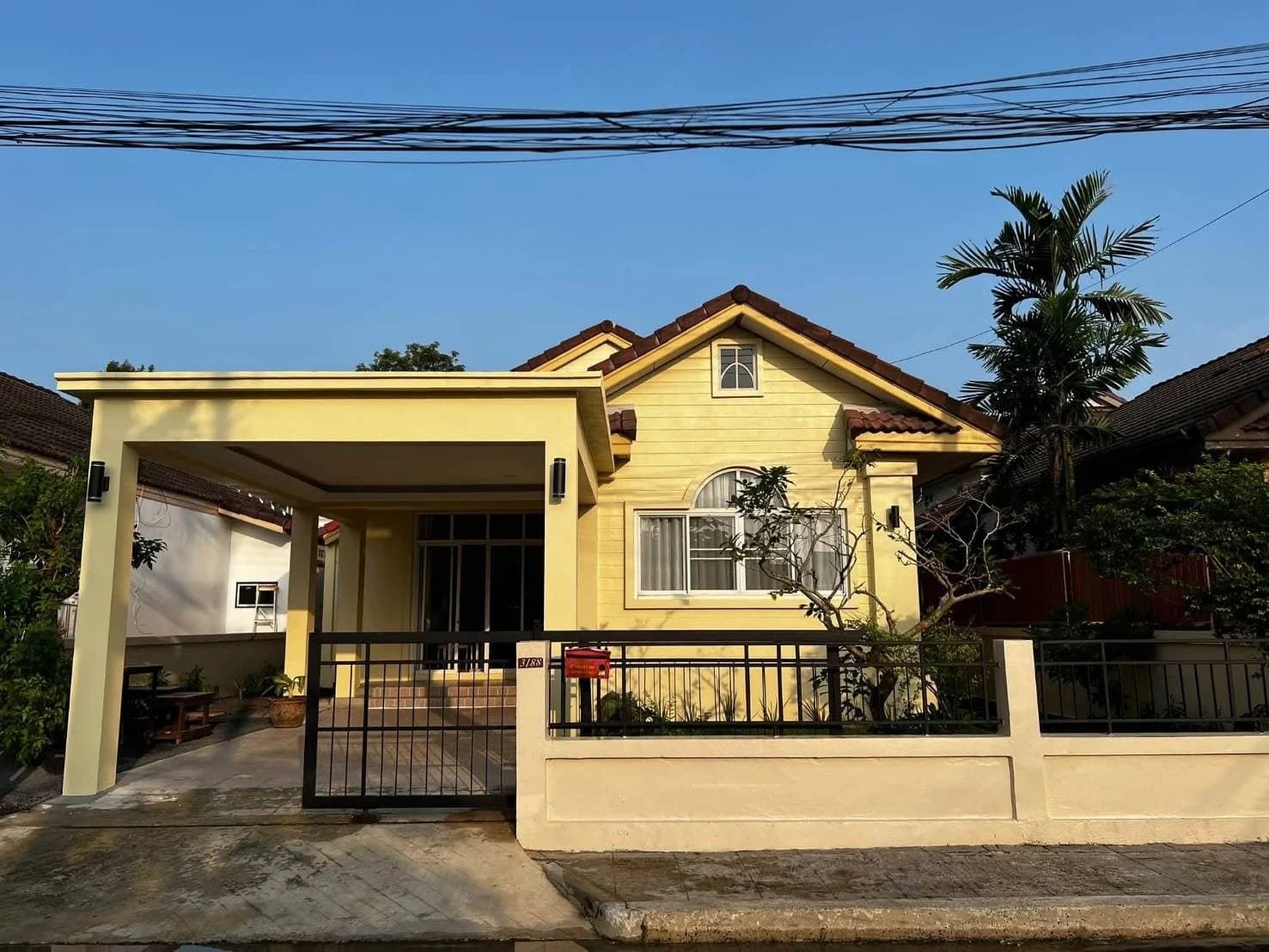 2 bedroom house for rent -