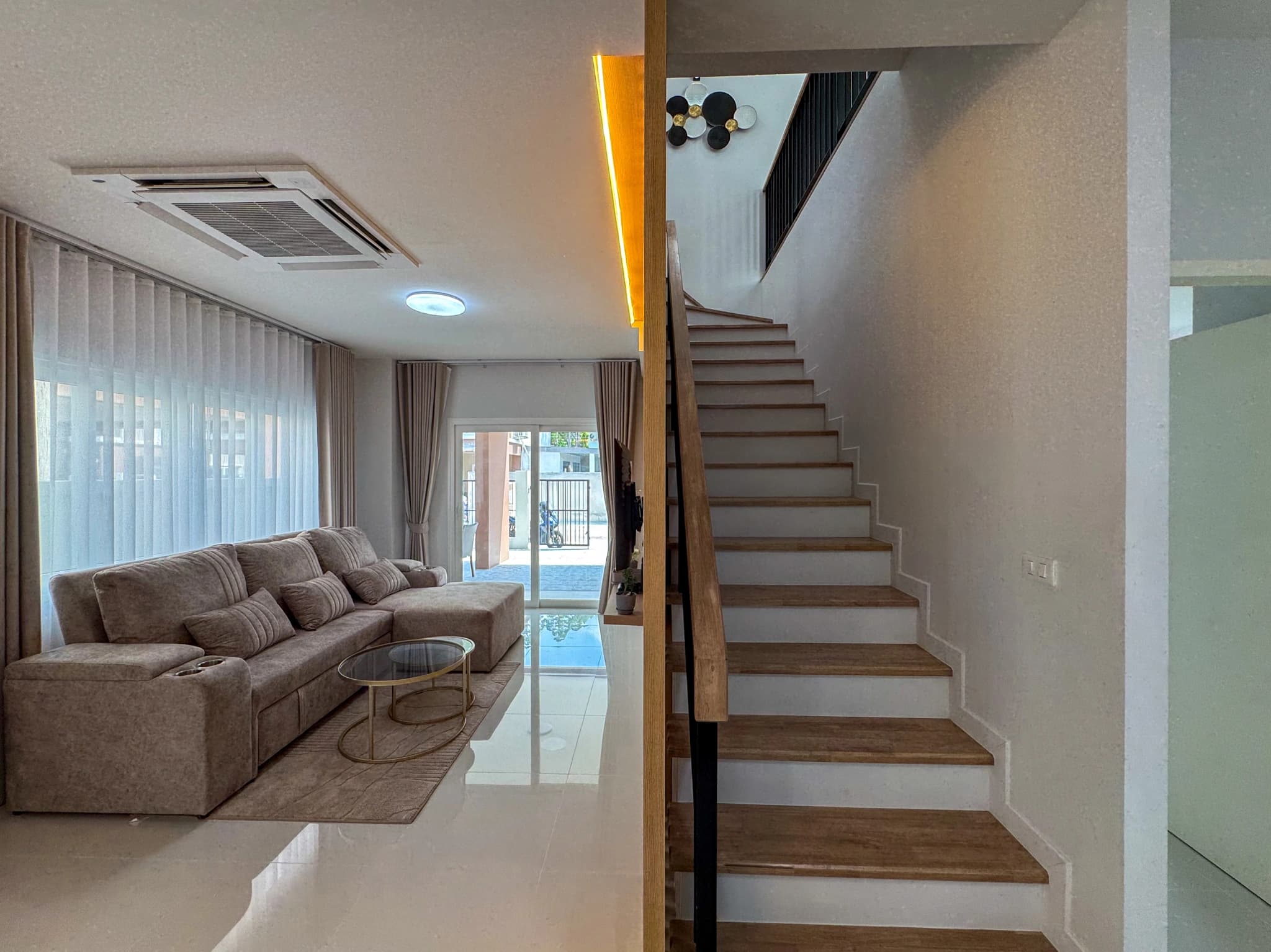 4 bedrooms House in Kathu - photo 4