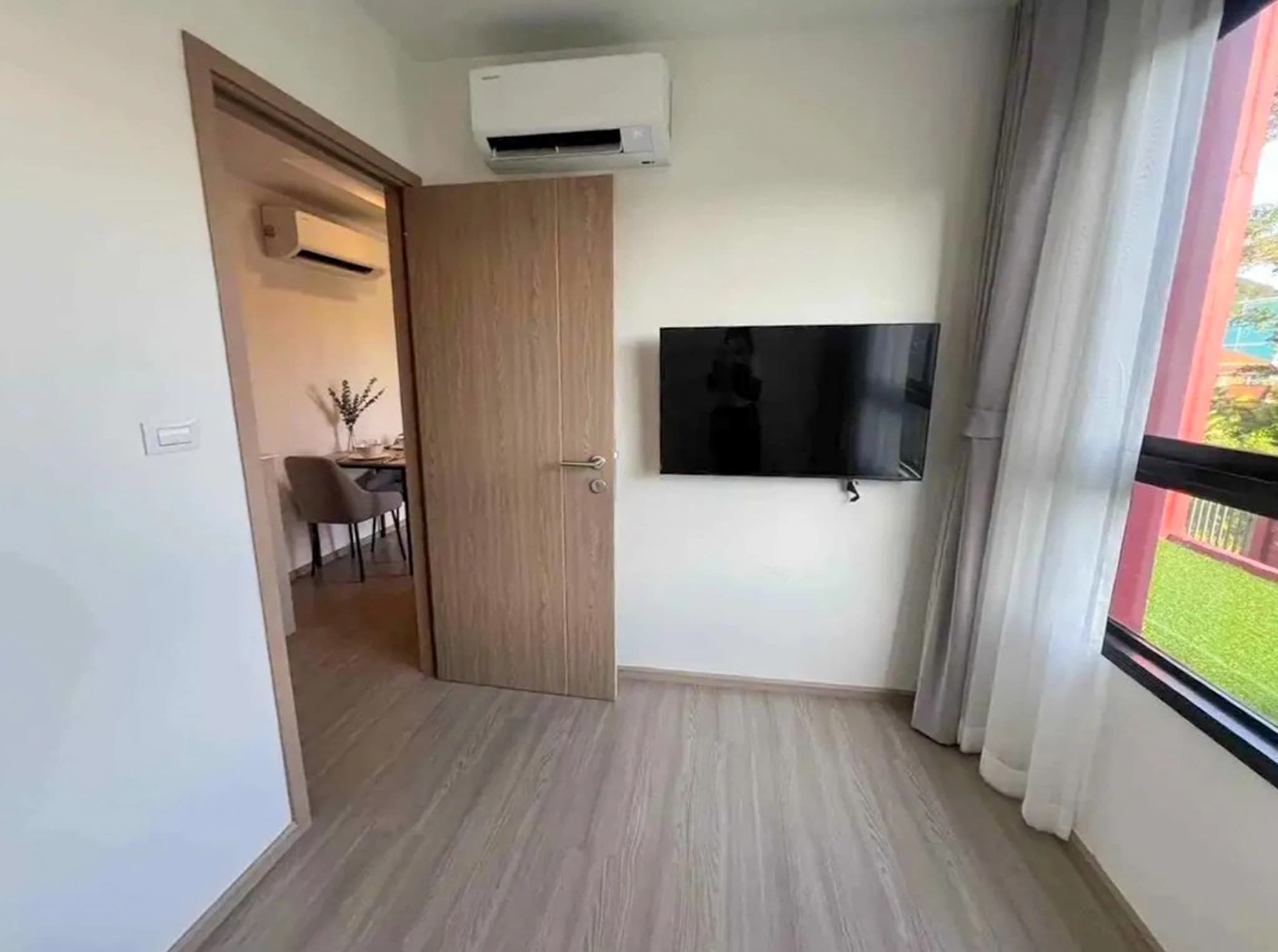 2 bedroom condo for rent THE BASE Bukit - photo 3