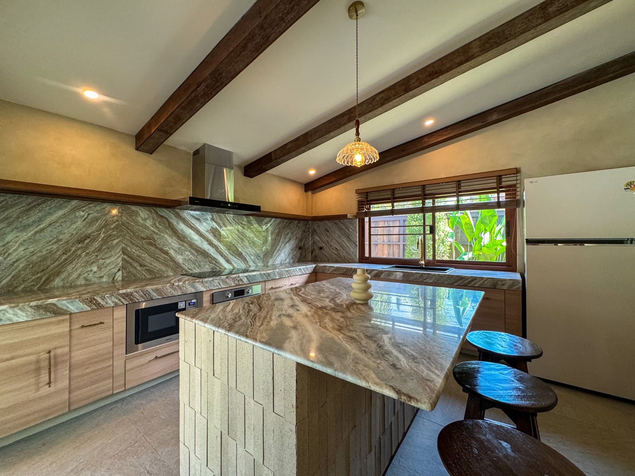 Luxury 4 bedrooms Villa in Chalong - photo 4