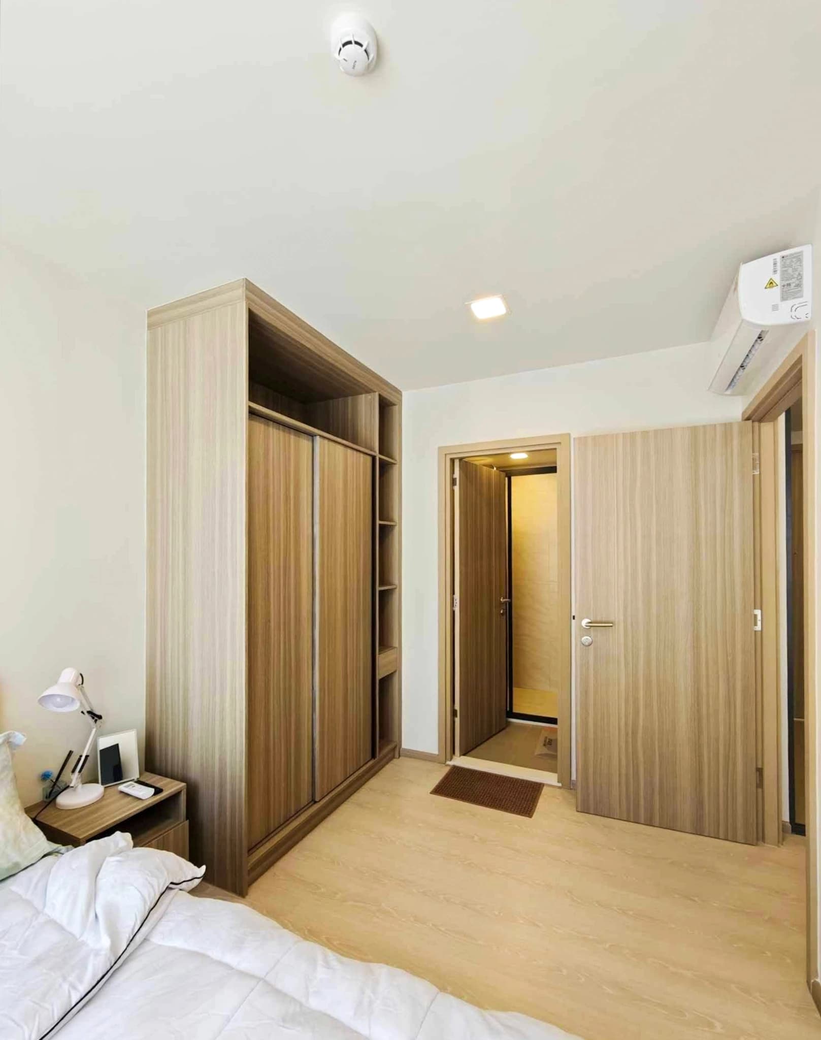 1 bedroom condo for rent The Base Rise - photo 3
