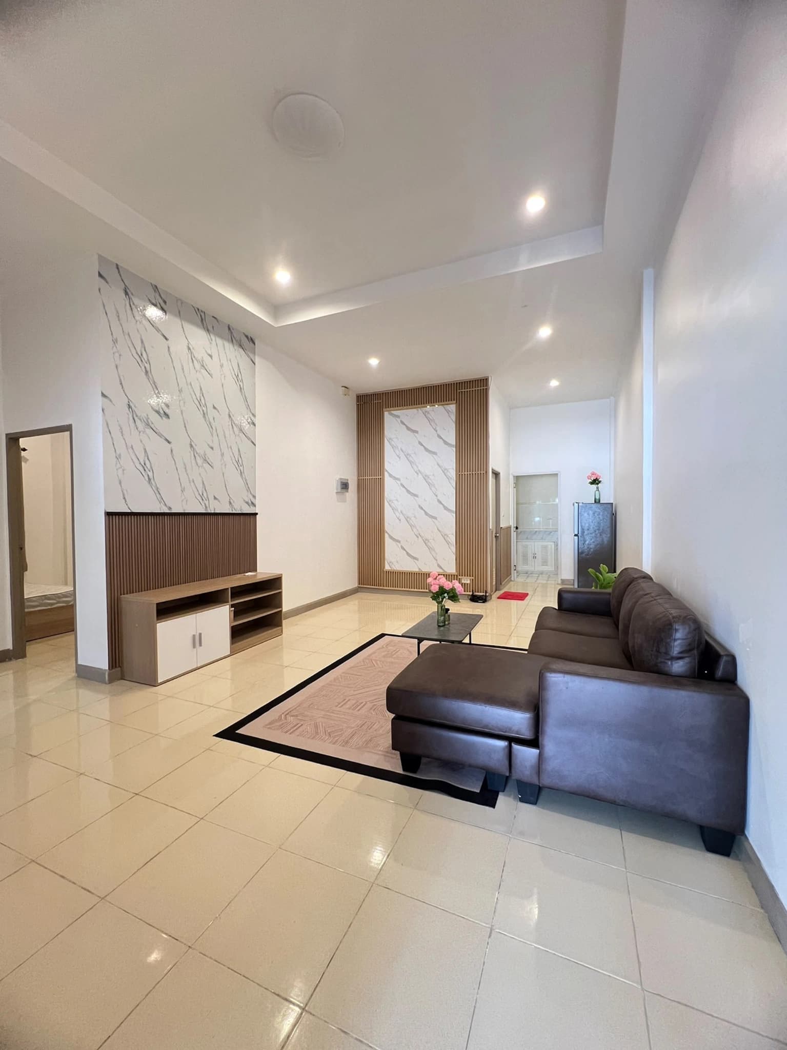 2 bedroom townhouse for rent Chao Fah Garden Home