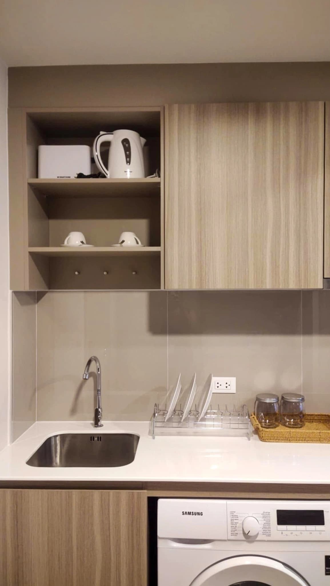 1 bedroom condo for rent The Base Rise - photo 2