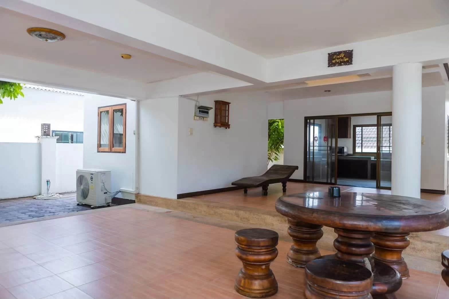 3 bedroom house for rent Baan Maneekram-Jomthong Thani - photo 2